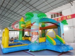 Party Bouncer Gorila inflable de la palmera con la piscina de la bola