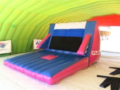 Pared adhesiva de velcro inflable